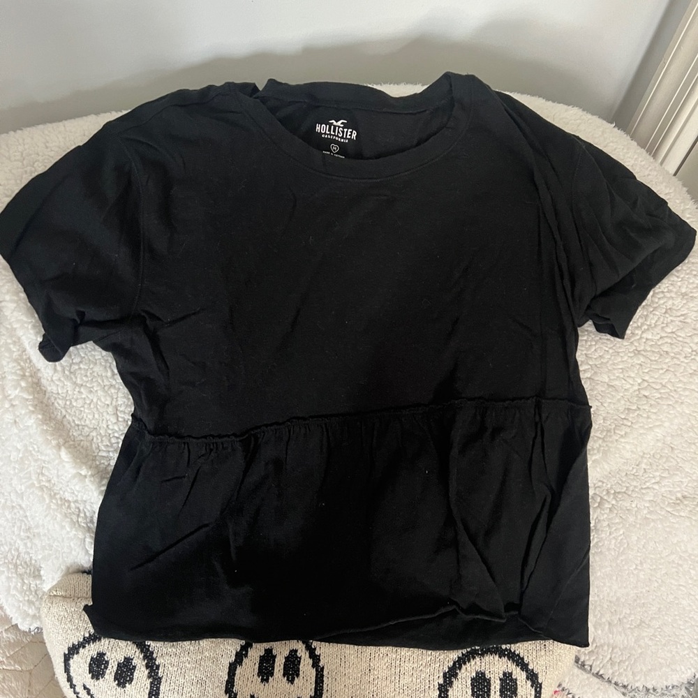 Hollister Tee